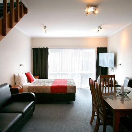 Touchwood Motor Lodge Pukekohe Εξωτερικό φωτογραφία