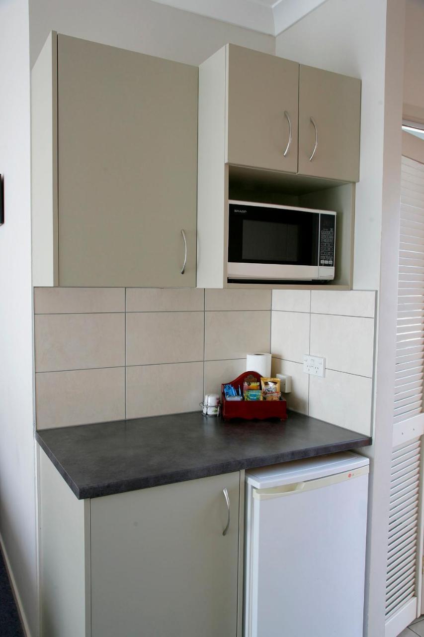 Touchwood Motor Lodge Pukekohe Εξωτερικό φωτογραφία