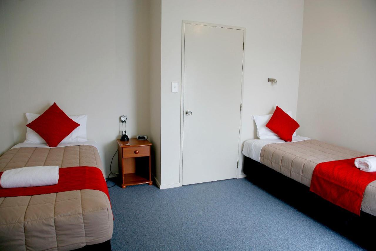 Touchwood Motor Lodge Pukekohe Εξωτερικό φωτογραφία
