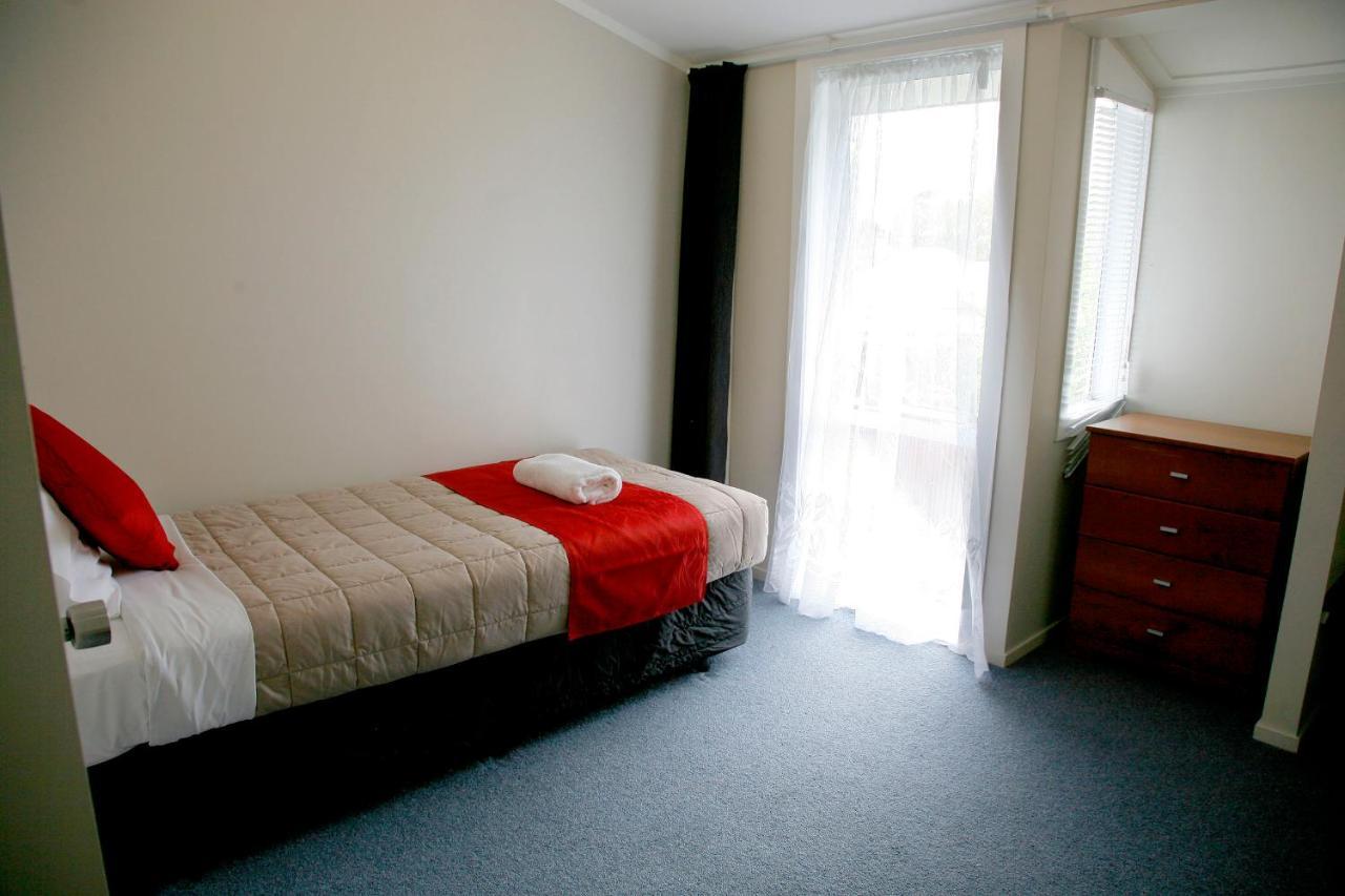 Touchwood Motor Lodge Pukekohe Εξωτερικό φωτογραφία