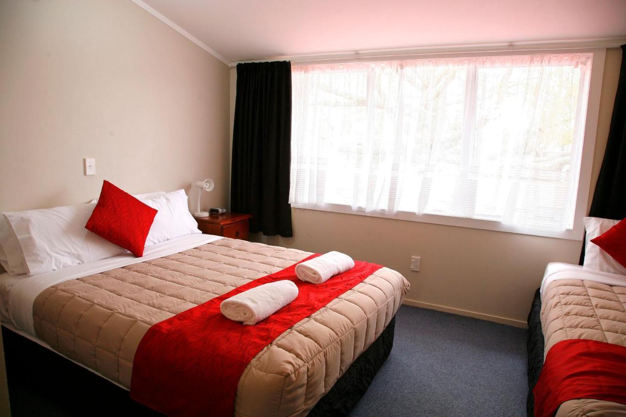 Touchwood Motor Lodge Pukekohe Εξωτερικό φωτογραφία