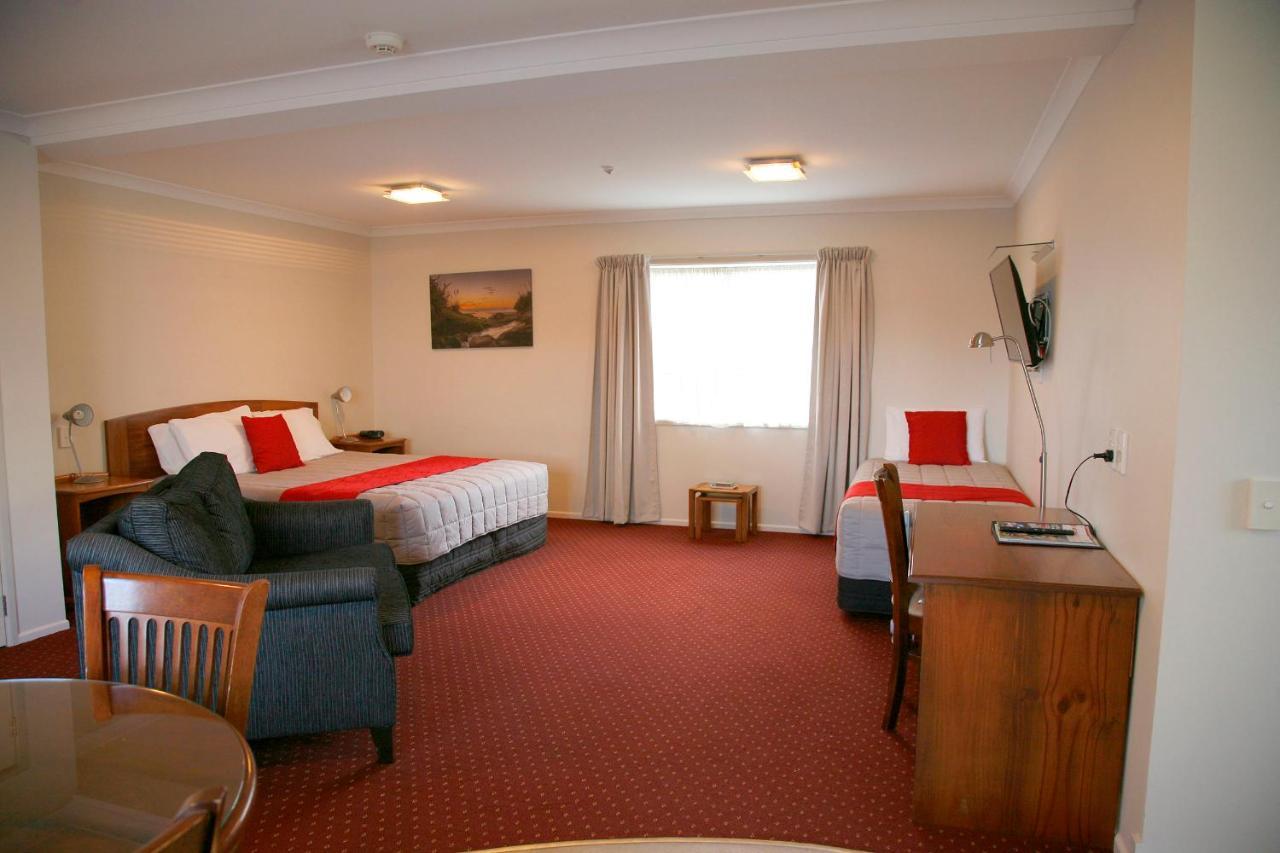 Touchwood Motor Lodge Pukekohe Εξωτερικό φωτογραφία