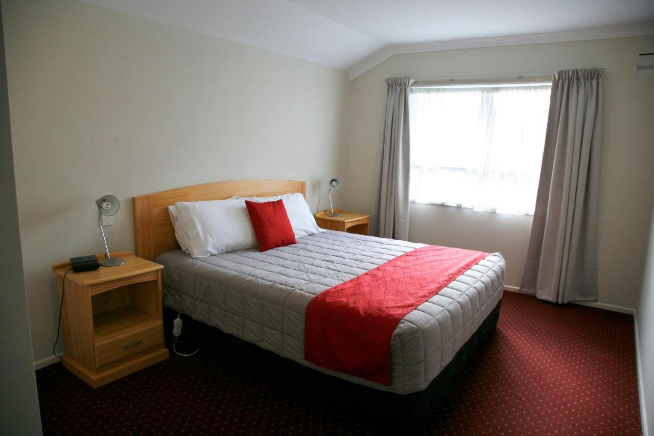 Touchwood Motor Lodge Pukekohe Εξωτερικό φωτογραφία